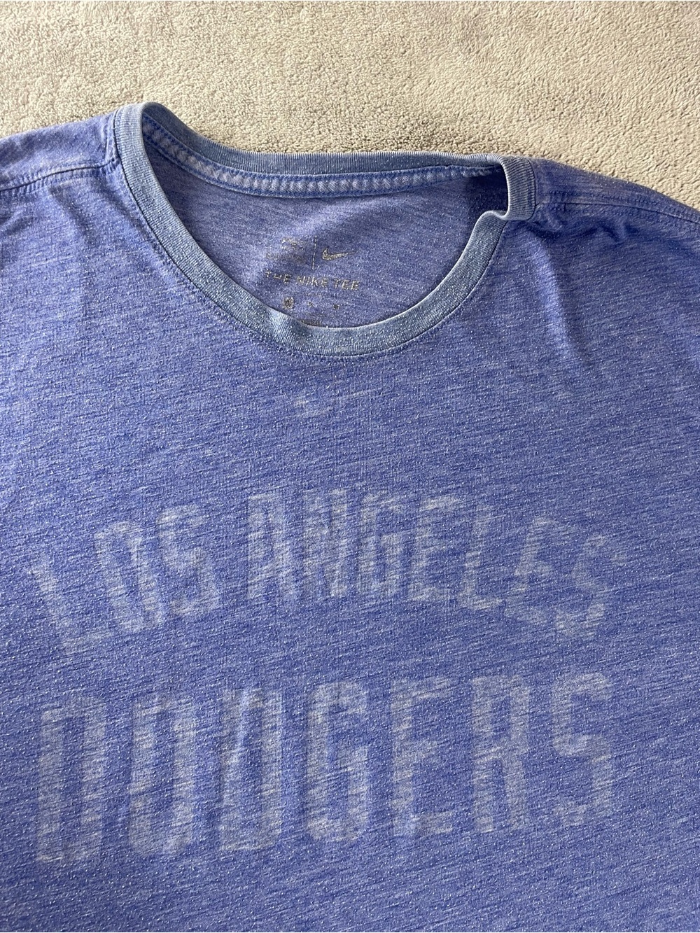 Nike MLB Los Angeles LA Dodgers Distressed Used T Shirt Blue Men’s Size XL Faded